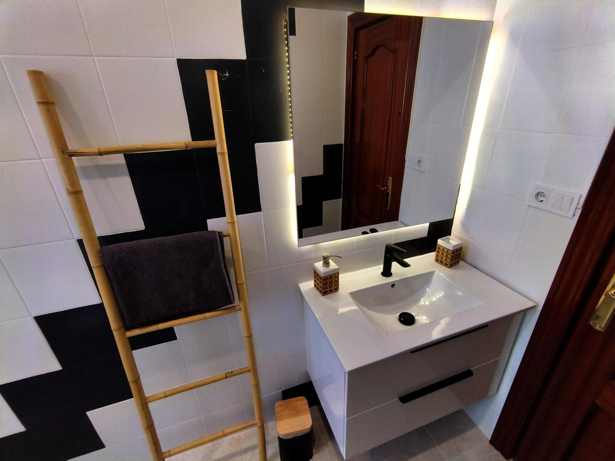 Habitaciones En Apartamento Compartido W Host Αλικάντε Εξωτερικό φωτογραφία