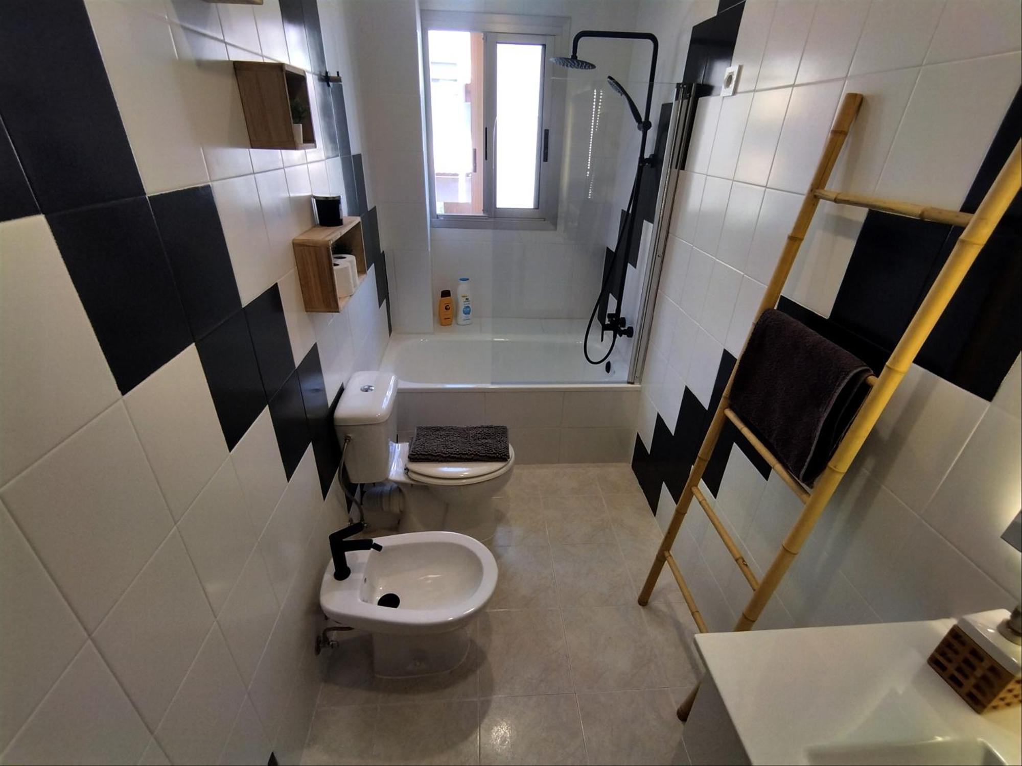 Habitaciones En Apartamento Compartido W Host Αλικάντε Εξωτερικό φωτογραφία